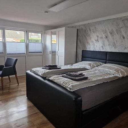 Ferienhaus Nordseeglueck Im Ferienpark Berumbur Exteriör bild
